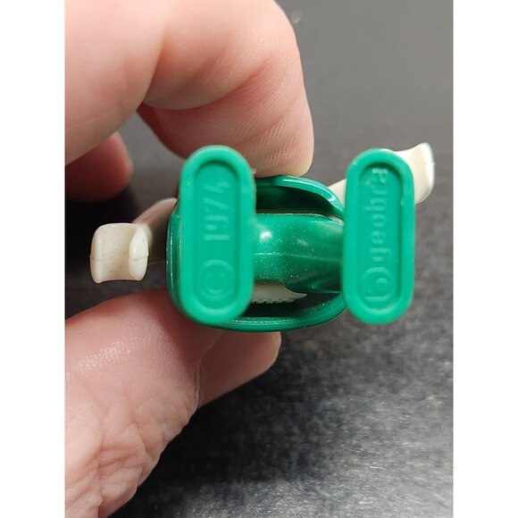 Vintage Playmobil Figure 1974 Green Outfit Brown Hair Collectible Toy Doll - Picture 7 of 9